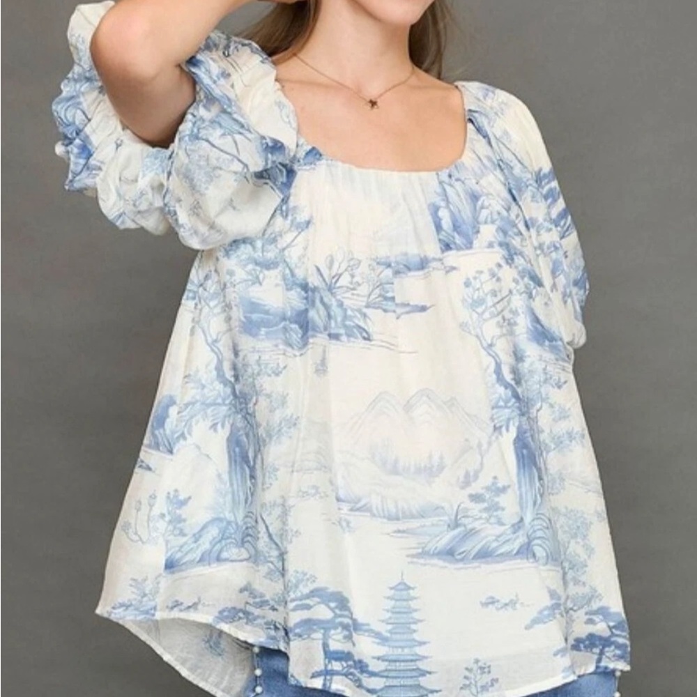 Umgee Blouse Two Tone Light Blue Toile Print Shor Puff Sleeve Medium Top